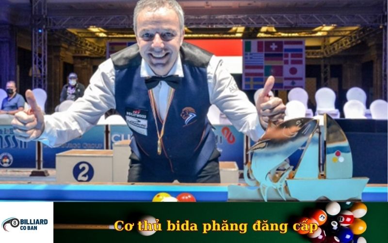Cơ thủ bida phăng đăng cấp