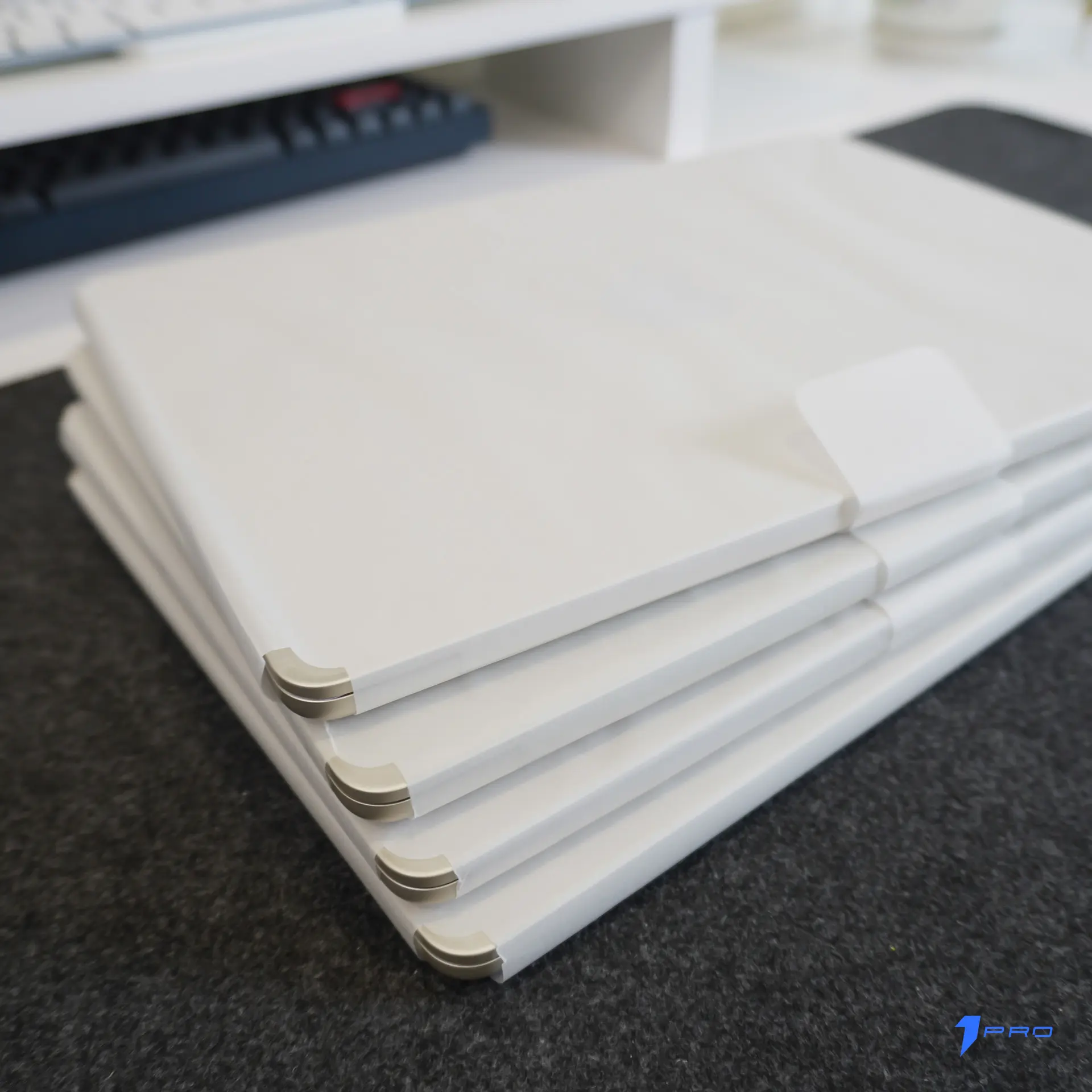 Biểu đồ so sánh thời lượng pin Macbook Air M4 ấn tượng